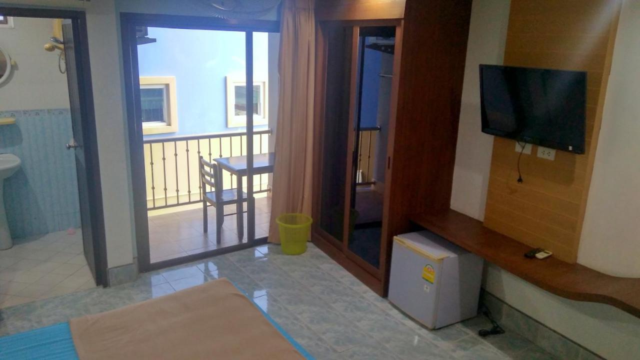 Baan Ketkeaw Guest House 2 Patong Екстер'єр фото